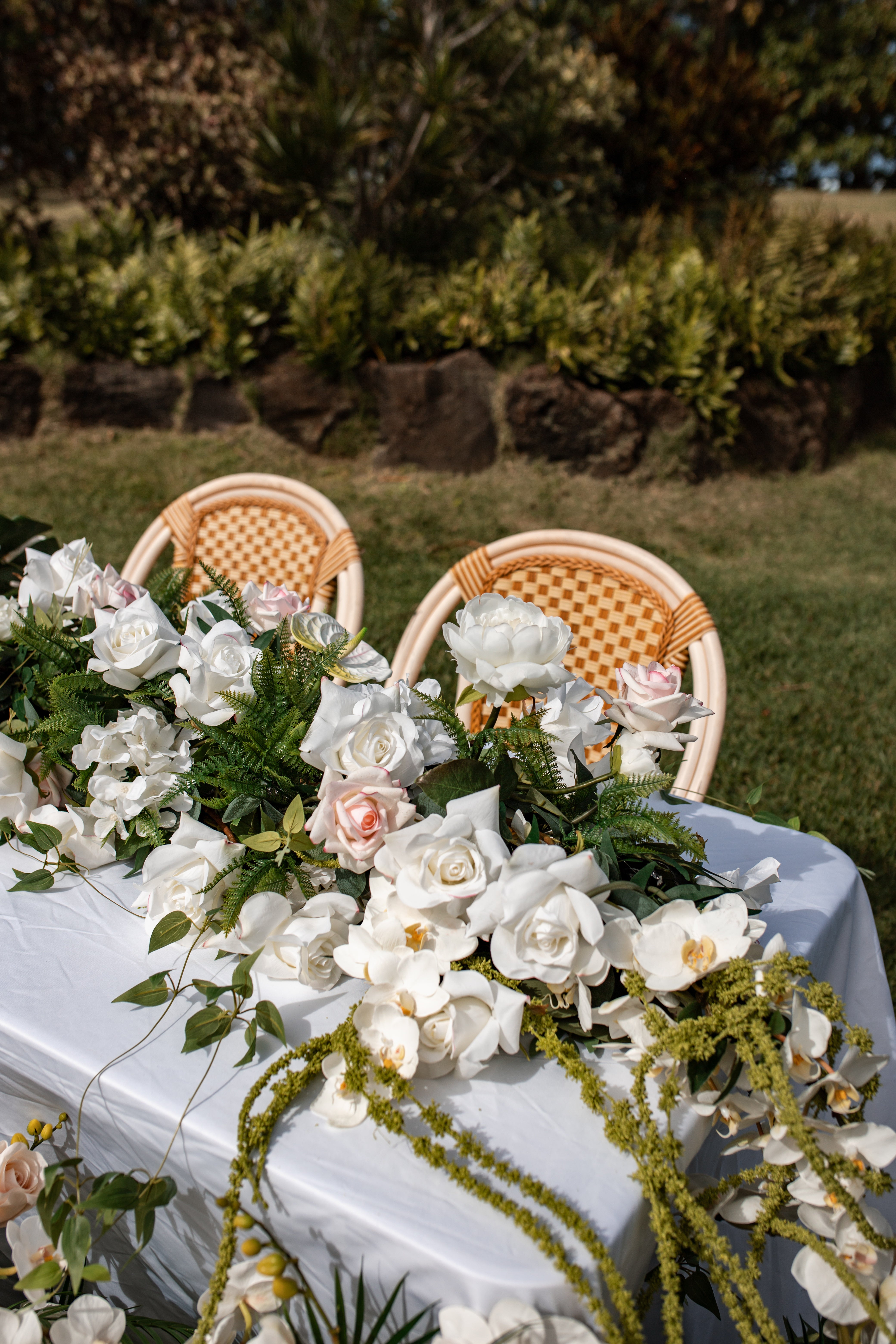 The Soana Floral Pillars | Portable Luxury