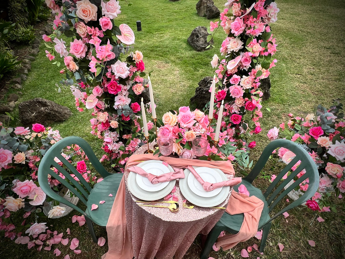 Lily Floral Pillars