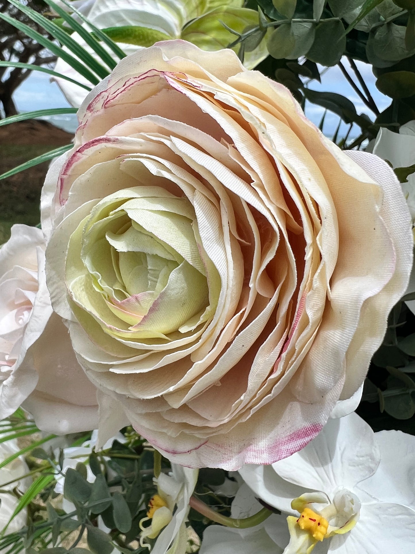 Bella Floral Pillars