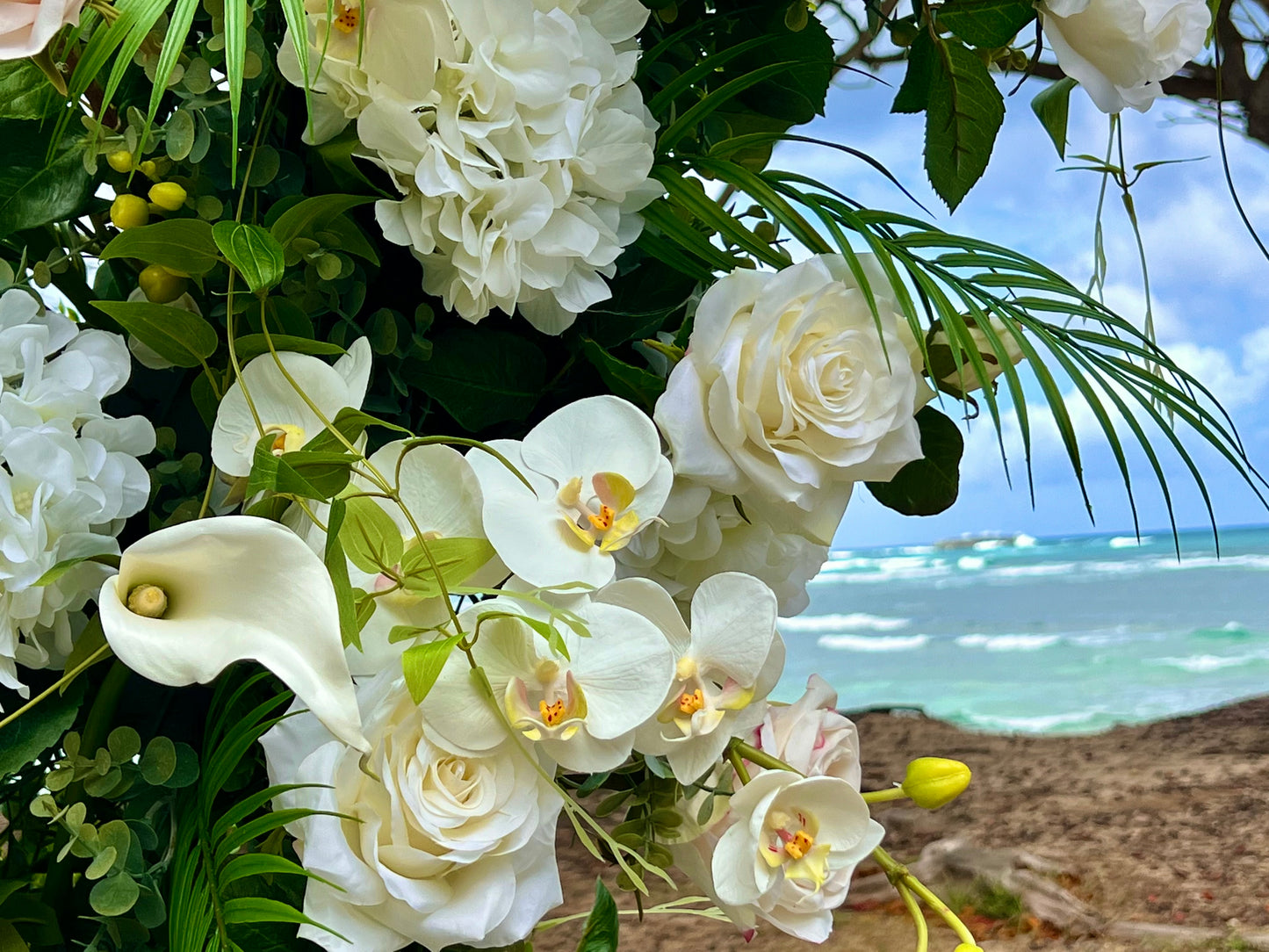Bella Floral Pillars