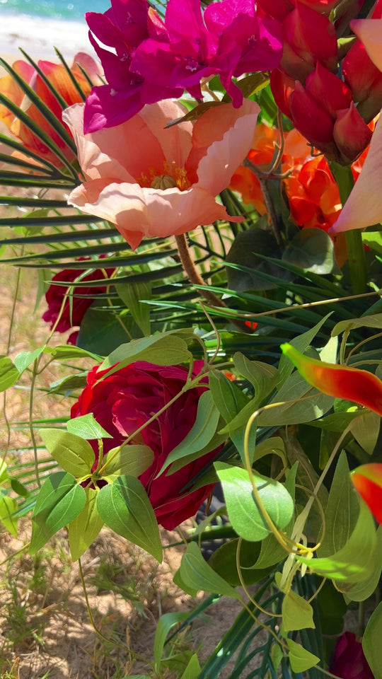 Set of 6   Aloha Aisle Flowers Arrangements  ✨ ✨ Eco-Chic Wedding Flowers for Your Hawaii Dream